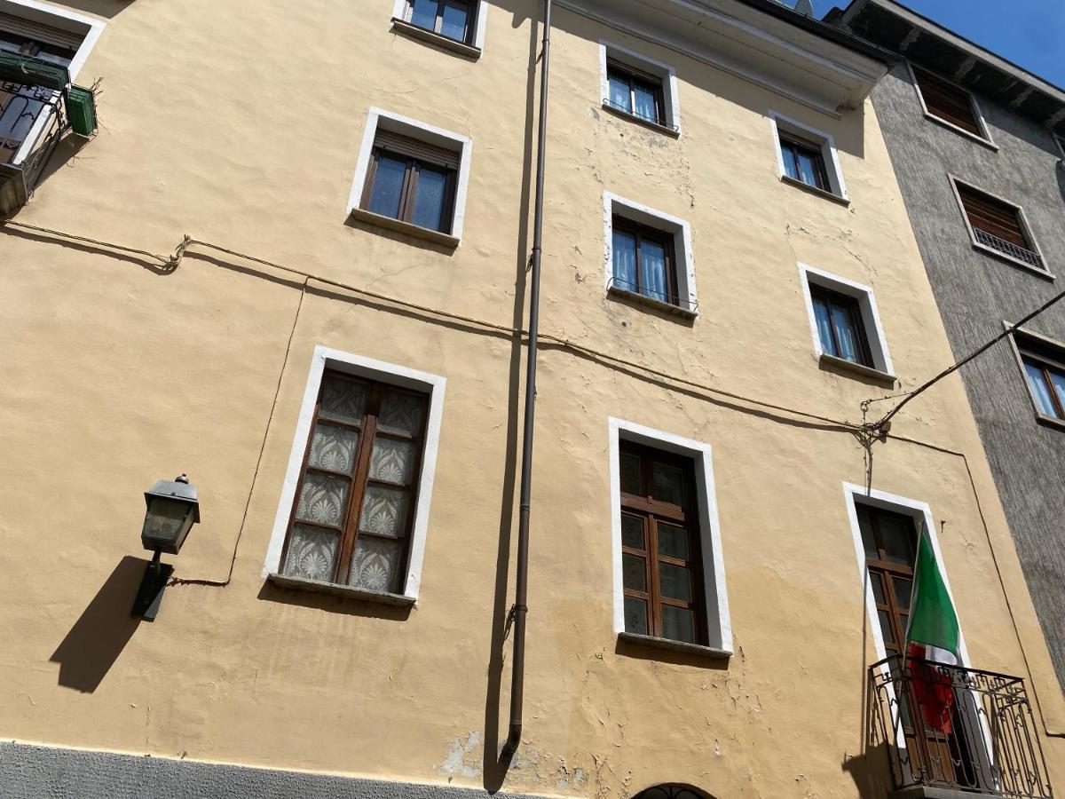 Apartments Il Delfino Aosta Exterior photo