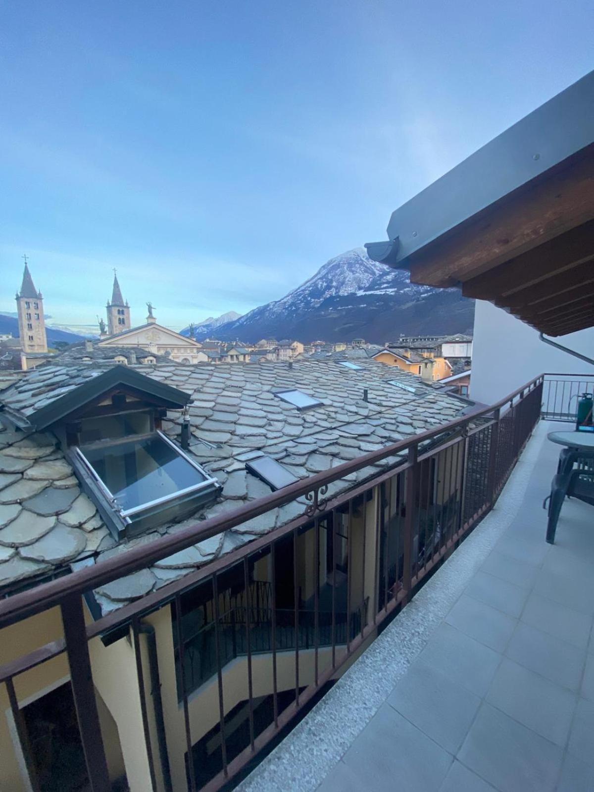 Apartments Il Delfino Aosta Exterior photo